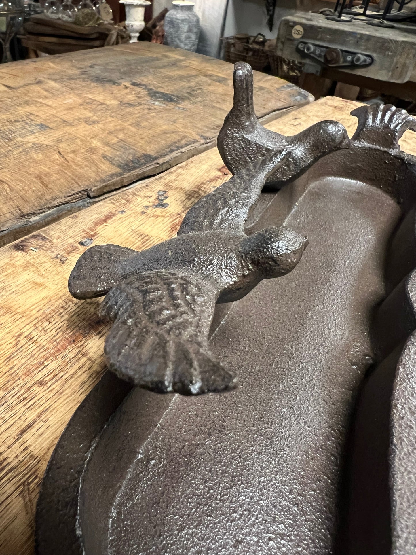 VOGELBAKJE | WATERBAKJE | VOEDERBAKJE | GIETIJZER | ROEST